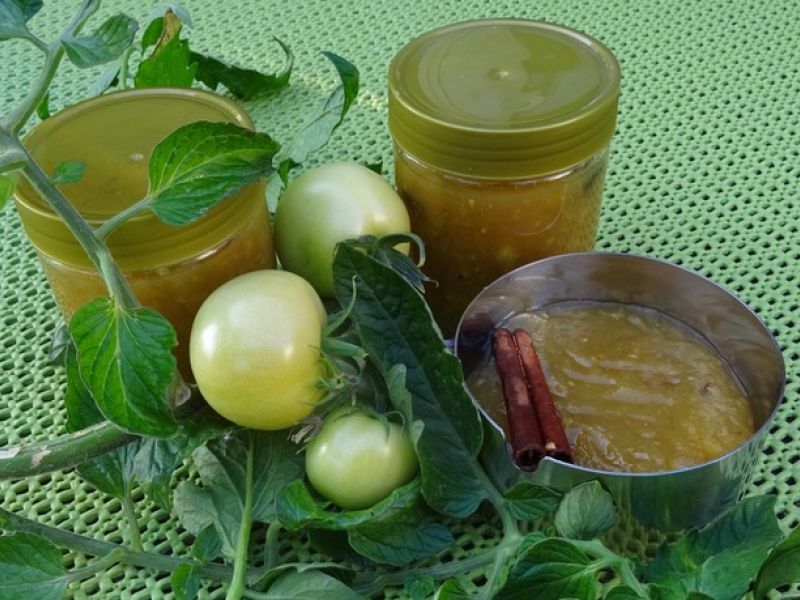 Tomat, æble, ingefær marmelade, grøn