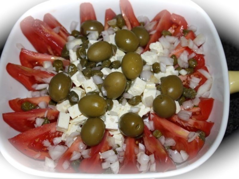 Tomatsalat med fårefeta